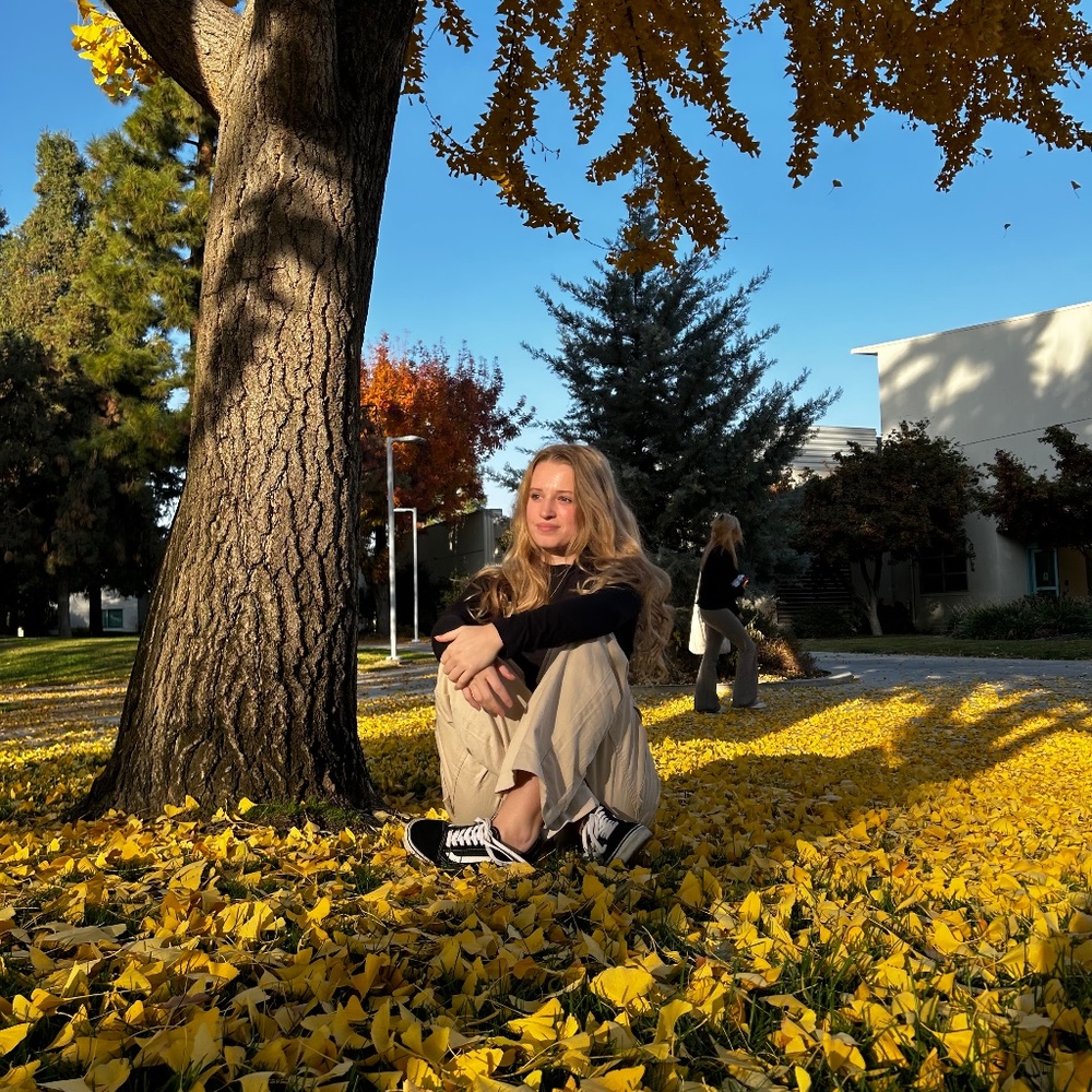 Meet your Posher, Abigail